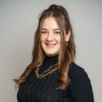 Samantha, aka Deborah 3.0 aka Deirdre 2.0. If only she studied acting as hard as she has becoming the latest Lehmann protoge